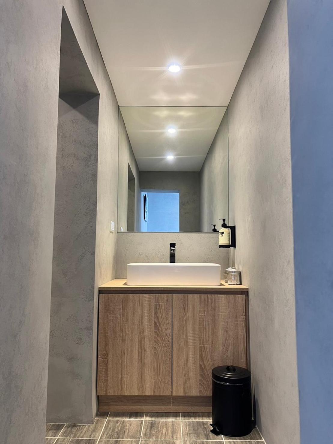 Ximen Hedo Hotel Kangding, Taipei Bagian luar foto