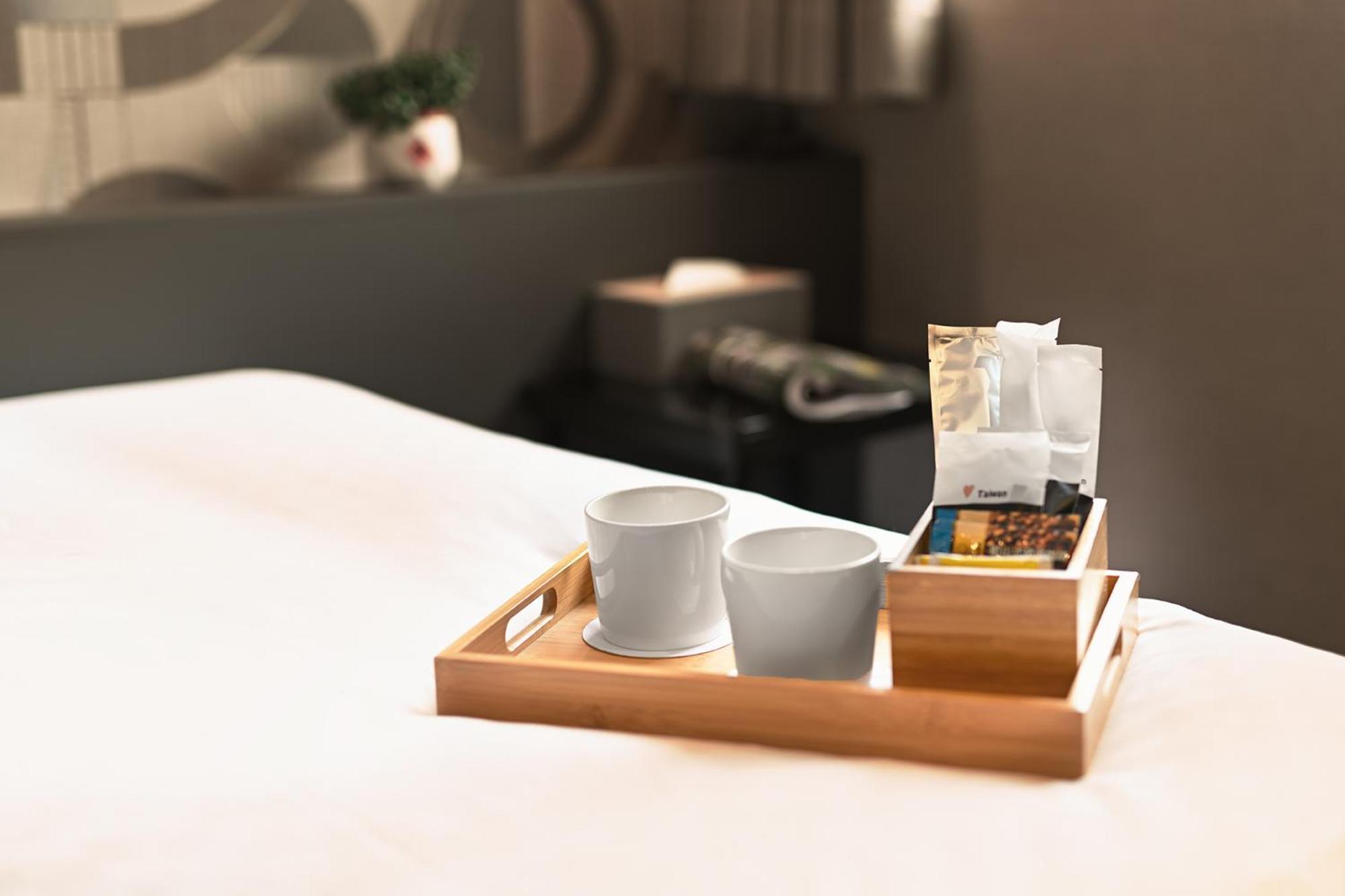 Ximen Hedo Hotel Kangding, Taipei Bagian luar foto