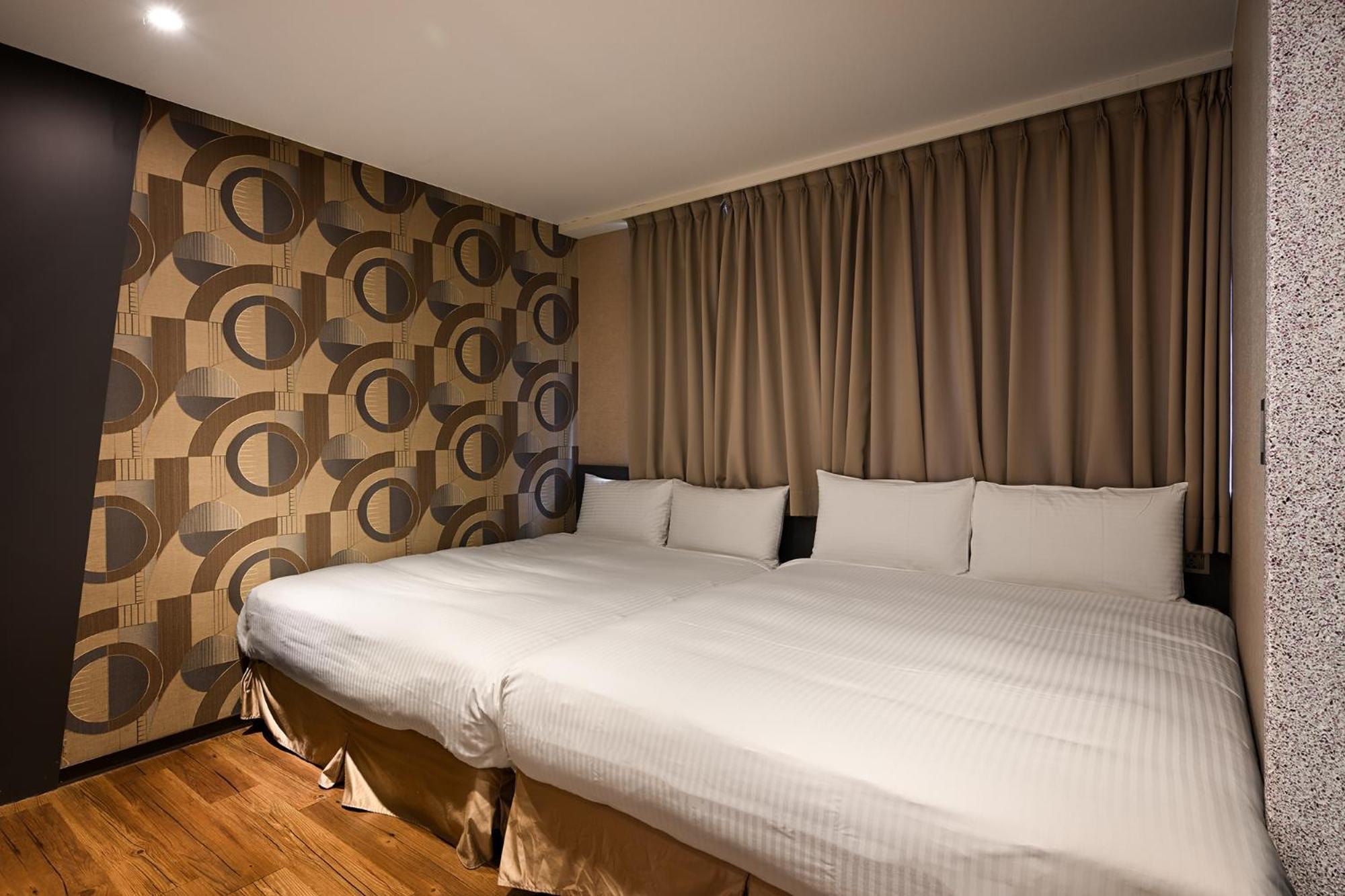 Ximen Hedo Hotel Kangding, Taipei Bagian luar foto